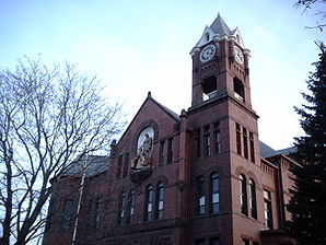 Steele County Courthouse in Owatonna