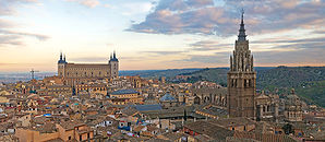 Blick auf Toledo mit dem Alcázar und der Kathedrale