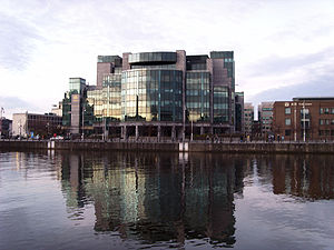 Allied Irish Banks in den Docklands in Dublin
