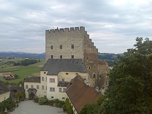 Burg Clam 2007.jpg