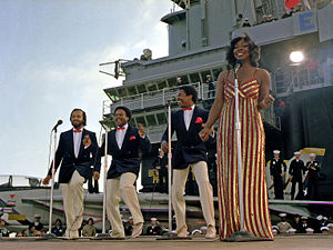 Gladys Knight &amp;amp;amp; the Pips 1981 an Bord der USS Ranger