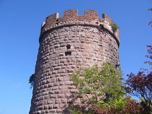 Bergfried der Burg Hohrappoltstein