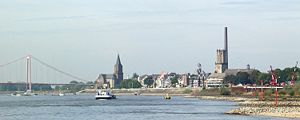 Stadt Emmerich mit Rheinbrücke