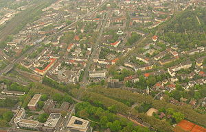 Blick über das Südostviertel Richtung Nordosten vom Moltkeplatz (unten) bis zur Steeler Straße (oben); – anschließende Bilder siehe auch Moltkeviertel und Huttrop
