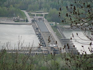 Kraftwerk Greifenstein (von Süden gesehen)