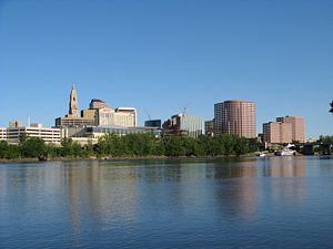 Skyline vom Connecticut River aus