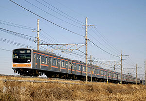 Zug der Musashino-Linie