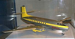 Modellfoto der Avro Canada C-102