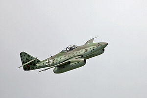 Me 262 flight show at ILA 2006.jpg