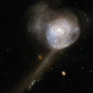 NGC 17HSTScreen.jpg