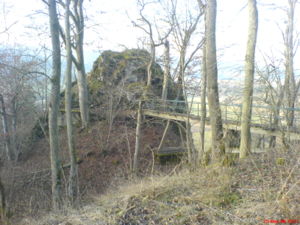 Ruine Hertenstein mit Halsgraben