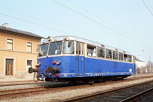 Schienenbus 508101.jpg