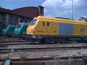 The locomotive BB675079 EMT Haute-Picardie.JPG