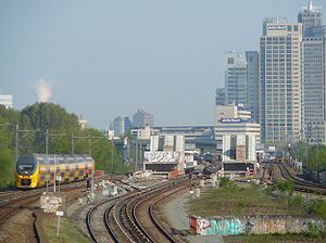 Ein InterCity in Amsterdam