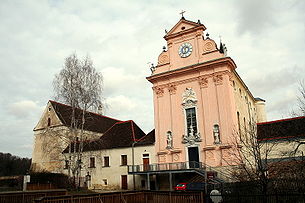 Ansicht der Klosterkirche der Kartause Mauerbach