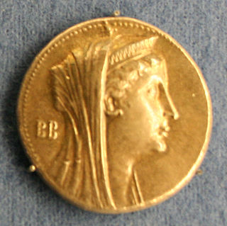 Dekadrachme Ptolemaios' III. für Arsinoe I. (245 v. Chr.); Museum August Kestner, Hannover