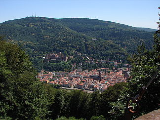 Blick vom Heiligenberg auf Heidelberg und Königstuhl
