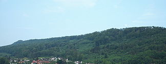 Lägerngrat von Ennetbaden, Burghorn im Hintergrund