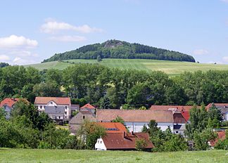 Oderwitzer Spitzberg von der Berndt-Mühle aus betrachtet