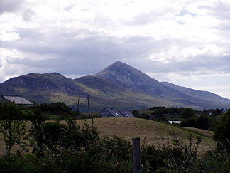 Der Berg Croagh Patrick von Westport aus gesehen