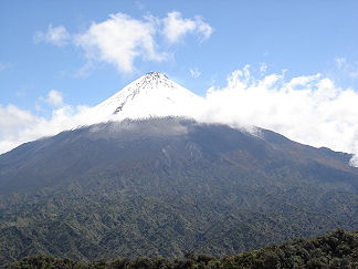 Westseite des Vulkans im Januar 2006