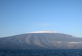 Der Vulkan von See aus gesehen