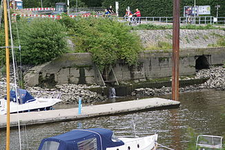 Die Mündung in Teufelsbrück bei Ebbe