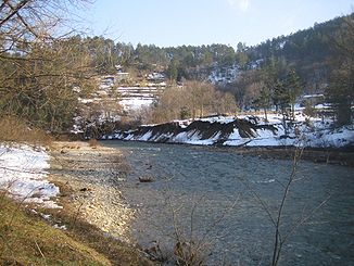 Der Fluss bei Le Collet-de-Dèze
