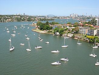 Parramatta River von der Gladesville Bridge aus