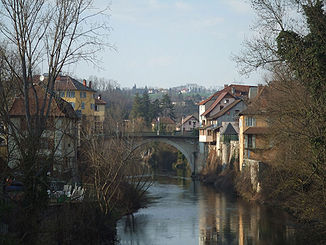 Der Fluss bei Le Pont-de-Beauvoisin