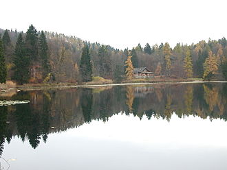 Lago di Cei (autunno).JPG