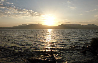 Der Parawani, größter See Georgiens
