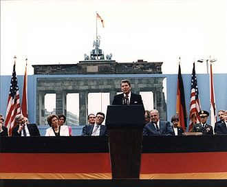 Rede Ronald Reagans vor dem Brandenburger Tor