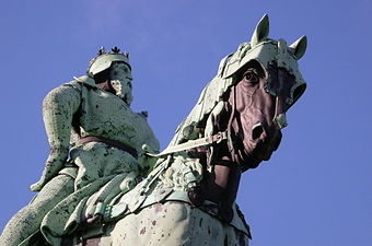 Monument Friedrich Barbarossas in Goslar