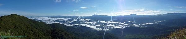 Blick vom Mount Oriod, 1.188 m, auf die Sierra Madre östlich von Manila
