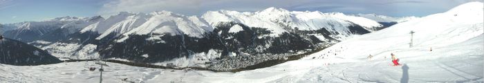 Winterpanorama über Davos vom Jakobshorn aus