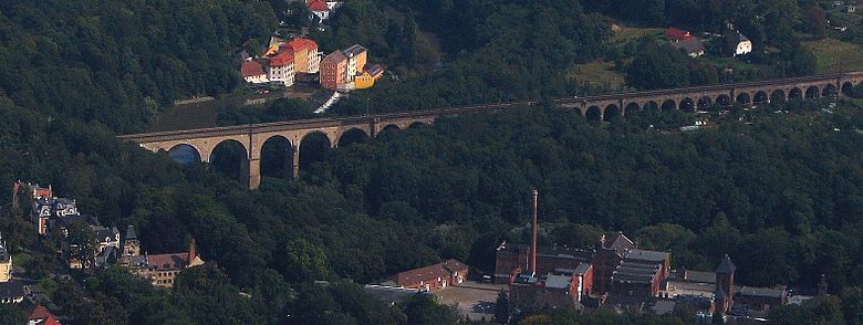 Luftbild des Görlitzer Eisenbahnviaduktes über die Lausitzer Neiße (2008)