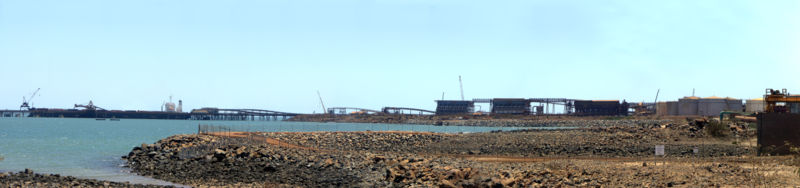 Dampier-Hafenpanorama im November 2006