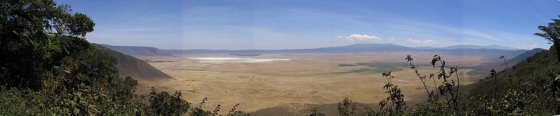 Panoramaausblick in den Krater